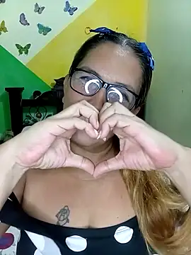 mom son dirty online show from April 25, 2:03 am