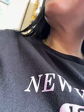 Snapshot of Milff_parkerrr chatting on January 12, 6:27 pm Milff parkerrr online show from January 12, 6:27 pm