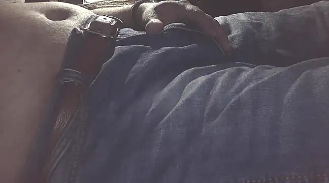 briefsguy4lifexh online show from March 1, 4:15 am