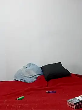 Snapshot of max_max22 chatting on September 10, 6:24 am max max22 online show from September 10, 6:24 am