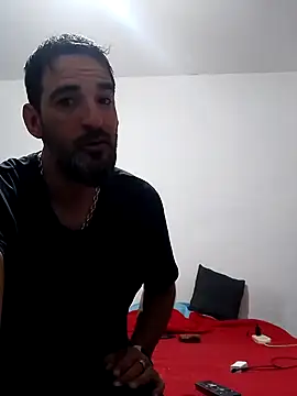 Snapshot of max_max22 chatting on October 13, 5:51 am max max22 online show from October 13, 5:51 am