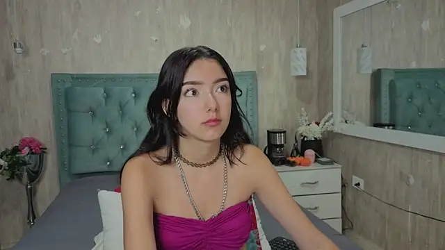 Marcelaa fox online show from April 13, 8:03 pm