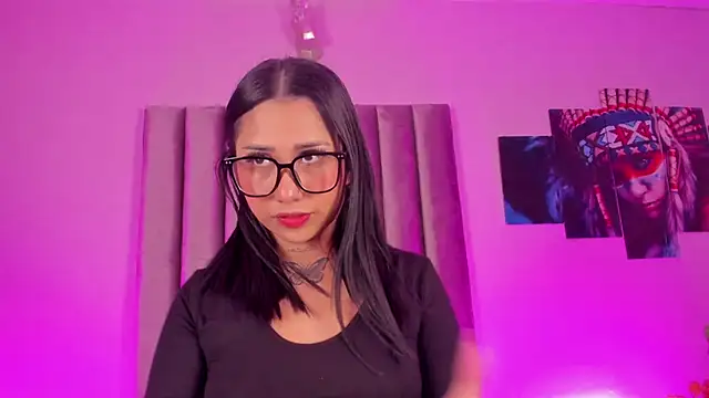 Snapshot of Isabella_Flowers chatting on April 24, 6:05 am Isabella Flowers online show from April 24, 6:05 am