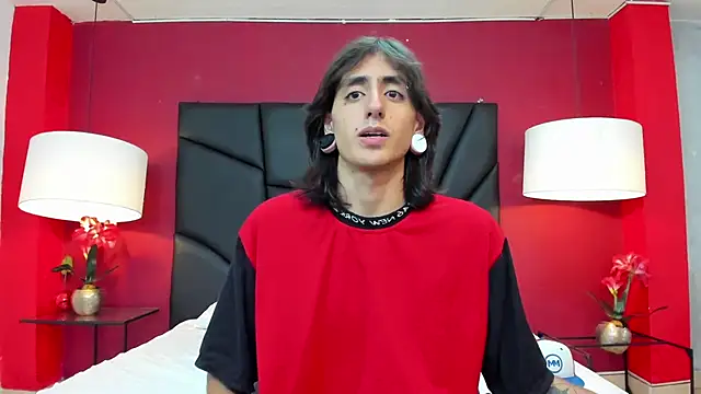 Snapshot of Matthew_Dixonn chatting on December 3, 4:14 am Matthew Dixonn online show from December 3, 4:14 am