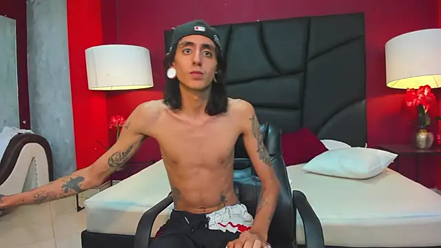 Snapshot of Matthew_Dixonn chatting on January 3, 7:38 am Matthew Dixonn online show from January 3, 7:38 am