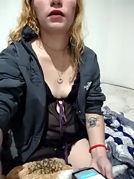 Snapshot of Scarlett-Leh chatting on January 20, 5:04 am Scarlett-Leh online show from January 20, 5:04 am