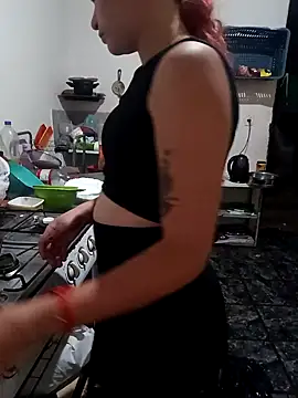 Snapshot of Scarlett-Leh chatting on February 19, 10:42 pm Scarlett-Leh online show from February 19, 10:42 pm