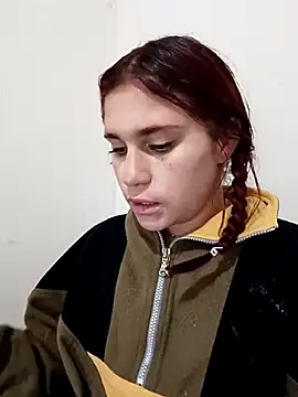 Snapshot of Scarlett-Leh chatting on March 20, 2:51 am Scarlett-Leh online show from March 20, 2:51 am