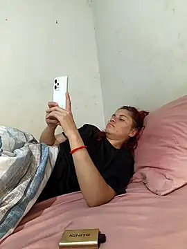 Snapshot of Scarlett-Leh chatting on September 14, 11:53 am Scarlett-Leh online show from September 14, 11:53 am