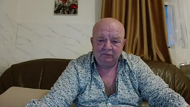 fullballs6 online show from March 11, 3:56 am