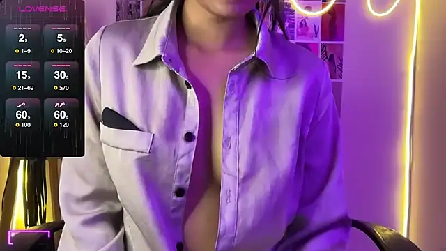 Snapshot of simrann_69 chatting on March 22, 4:24 am simrann 69 online show from March 22, 4:24 am