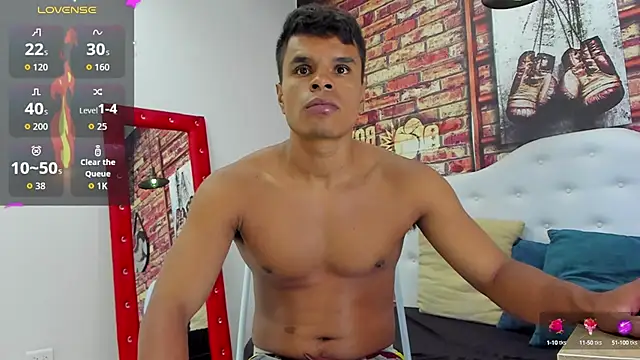 Derek Lustfordx online show from September 26, 11:25 am