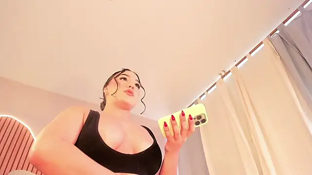 SofiiSweet  online show from March 7, 5:43 pm