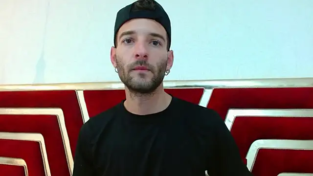 Snapshot of Christopher_saint chatting on April 25, 12:08 pm Christopher saint online show from April 25, 12:08 pm