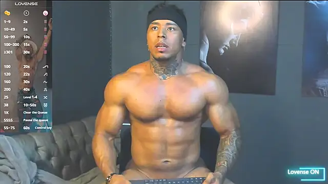 Snapshot of bradley_smith chatting on May 31, 4:47 pm bradley smith online show from May 31, 4:47 pm