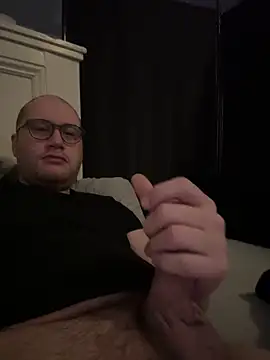 Snapshot of chicostick413 chatting on February 9, 1:37 pm chicostick413 online show from February 9, 1:37 pm