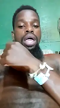 Snapshot of Chocolate_factory_man chatting on December 8, 10:36 pm Chocolate factory man online show from December 8, 10:36 pm