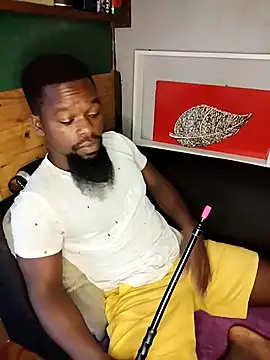 Snapshot of Chocolate_factory_man chatting on March 15, 8:37 am Chocolate factory man online show from March 15, 8:37 am