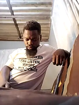 Snapshot of Chocolate_factory_man chatting on September 15, 3:39 am Chocolate factory man online show from September 15, 3:39 am