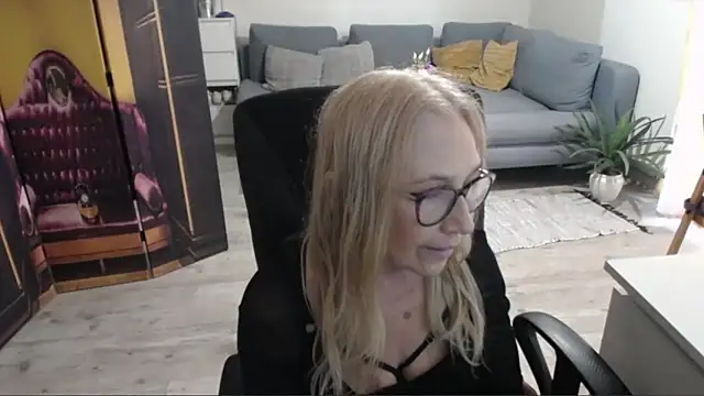 sofia xkiss online show from March 29, 3:34 pm