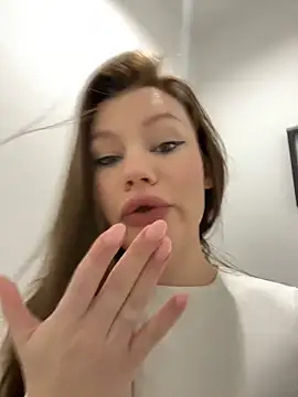 justmila online show from December 14, 10:24 am