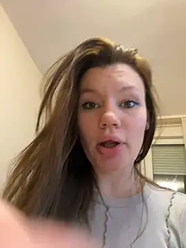 justmila online show from December 15, 10:28 am