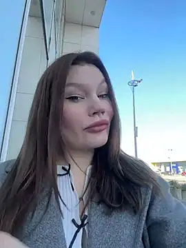 justmila online show from February 5, 11:12 am