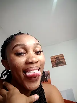 Shria107 online show from February 13, 12:12 pm