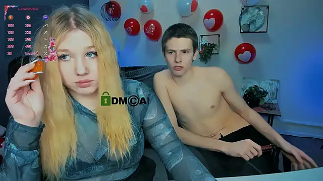 Snapshot of juli_kisss chatting on February 19, 2:12 am juli kisss online show from February 19, 2:12 am