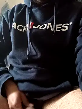 pisellinodurissimo online show from January 9, 1:02 pm