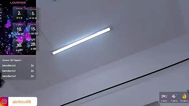 Snapshot of abril_ricci chatting on December 29, 1:38 pm abril ricci online show from December 29, 1:38 pm