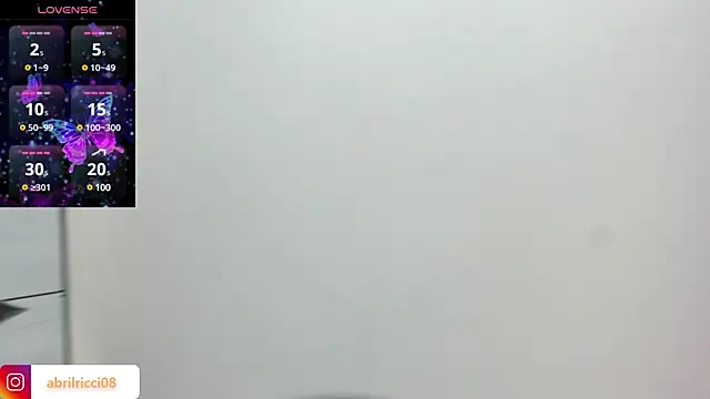 Snapshot of abril_ricci chatting on January 22, 6:42 am abril ricci online show from January 22, 6:42 am