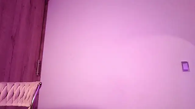 Snapshot of abril_ricci chatting on November 3, 9:48 pm abril ricci online show from November 3, 9:48 pm