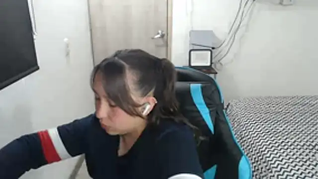 Skarlet Adams28 online show from December 4, 6:16 pm