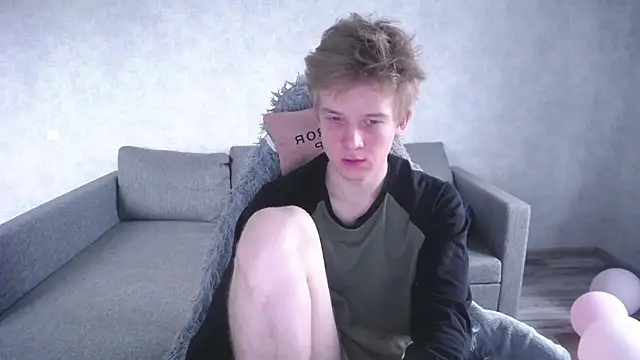 sweetserenity5 online show from April 19, 5:40 am