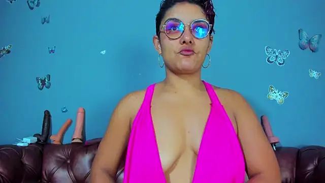 Kaira mosse online show from July 11, 11:02 am