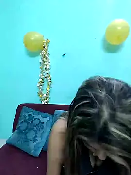 Snapshot of Somee77 chatting on January 5, 4:48 pm Somee77 online show from January 5, 4:48 pm