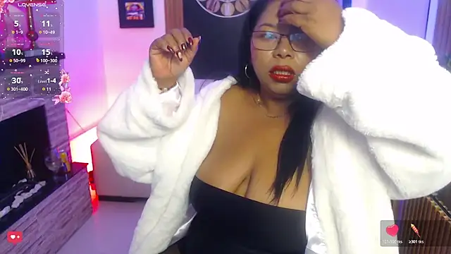 Keilathompson online show from April 18, 10:41 am