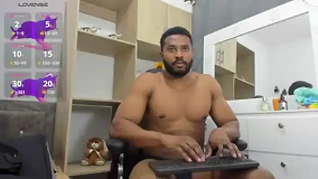 Snapshot of karsonmorris chatting on November 20, 8:19 pm karsonmorris online show from November 20, 8:19 pm