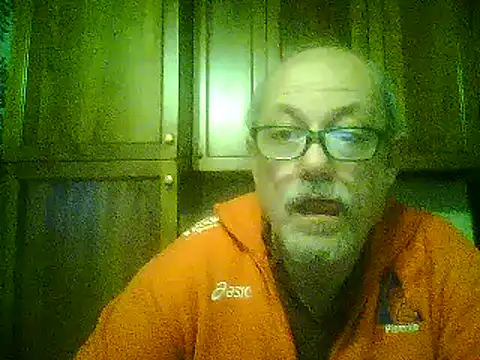 Snapshot of gianbragallini chatting on January 17, 10:34 pm gianbragallini online show from January 17, 10:34 pm