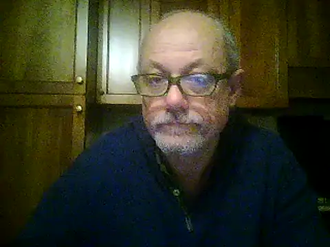 Snapshot of gianbragallini chatting on January 21, 10:30 pm gianbragallini online show from January 21, 10:30 pm
