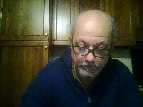 Snapshot of gianbragallini chatting on January 22, 10:26 pm gianbragallini online show from January 22, 10:26 pm