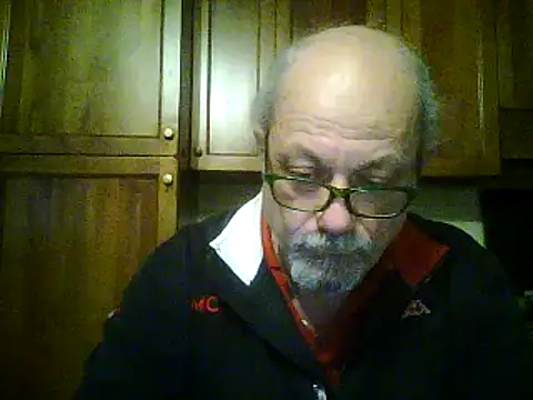 Snapshot of gianbragallini chatting on March 4, 11:11 pm gianbragallini online show from March 4, 11:11 pm