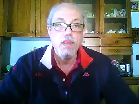 Snapshot of gianbragallini chatting on March 6, 11:03 am gianbragallini online show from March 6, 11:03 am