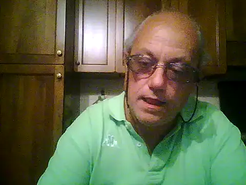 Snapshot of gianbragallini chatting on September 17, 9:16 pm gianbragallini online show from September 17, 9:16 pm