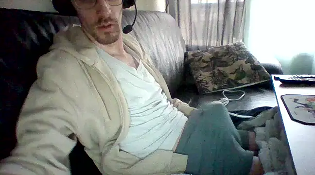 passif520 online show from March 10, 9:53 am