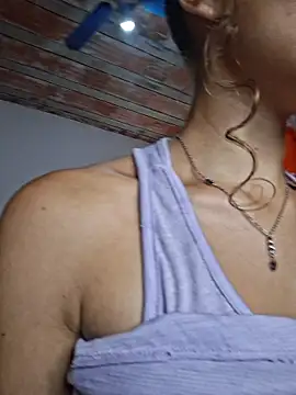 HelenHoltz online show from March 21, 2:42 pm