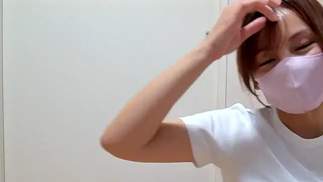 Snapshot of caro-caro chatting on May 3, 4:07 am caro-caro online show from May 3, 4:07 am