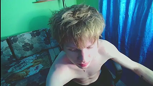 fameboyboo online show from November 2, 1:24 pm