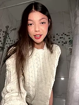 Snapshot of DesiredHoney chatting on December 6, 8:07 pm DesiredHoney online show from December 6, 8:07 pm